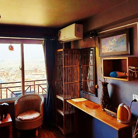 באקטפור Cafe Beyond And Guest House מראה חיצוני תמונה