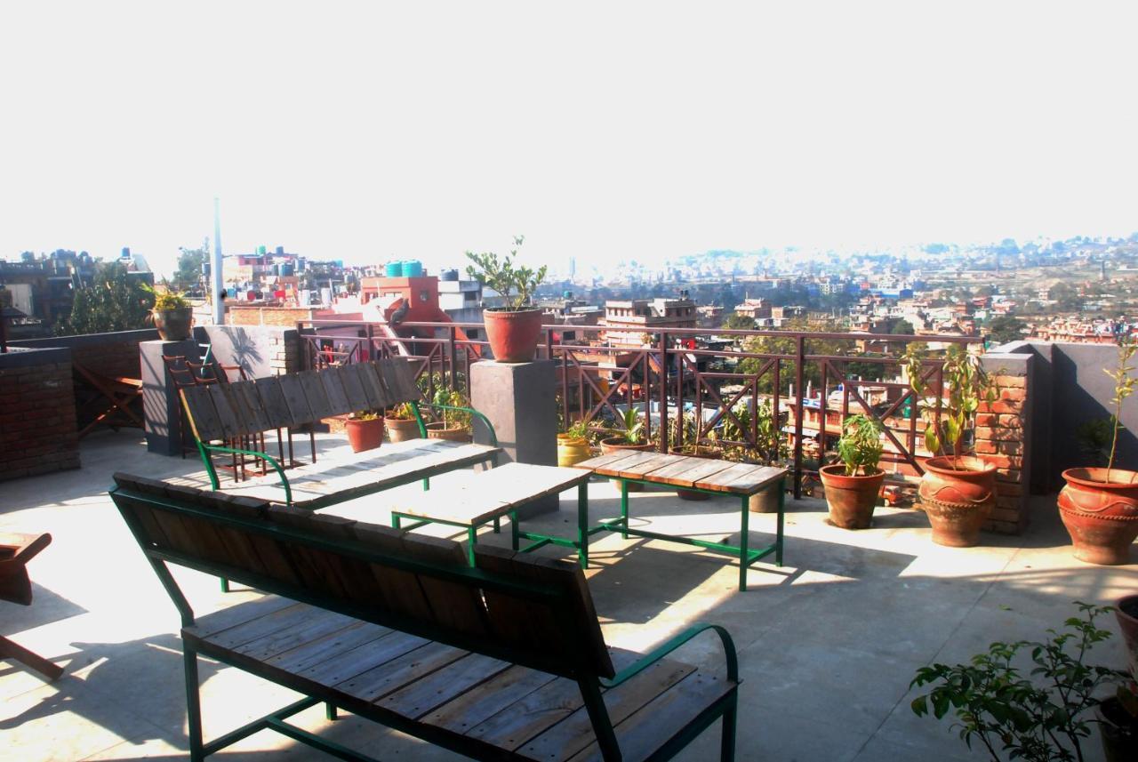 באקטפור Cafe Beyond And Guest House מראה חיצוני תמונה